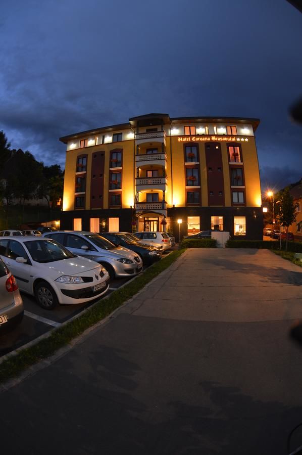 Отель Coroana Brasovului Брашов-9
